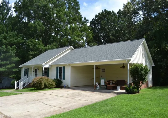 Photo 3 of Single family home for sale at 405 Puzak Ln, Madison, NC 27025 | MLS# 1230909 | Listing updated on 2026-09-01