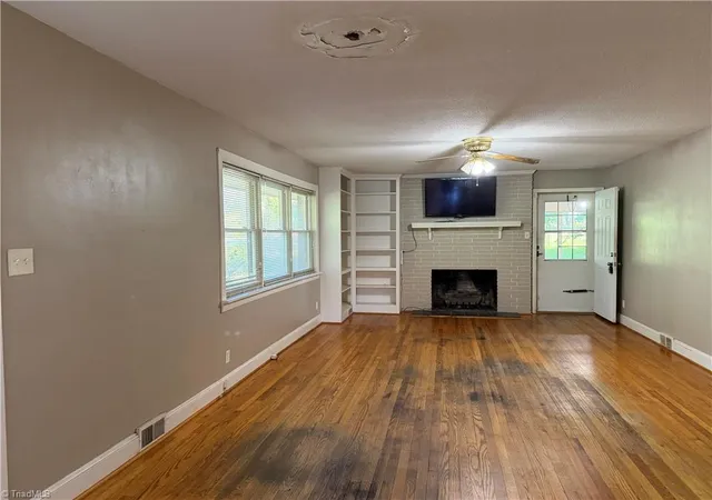4th image of 2975 Bellaire Cir, Walkertown, NC 27051 | MLS# 1219858