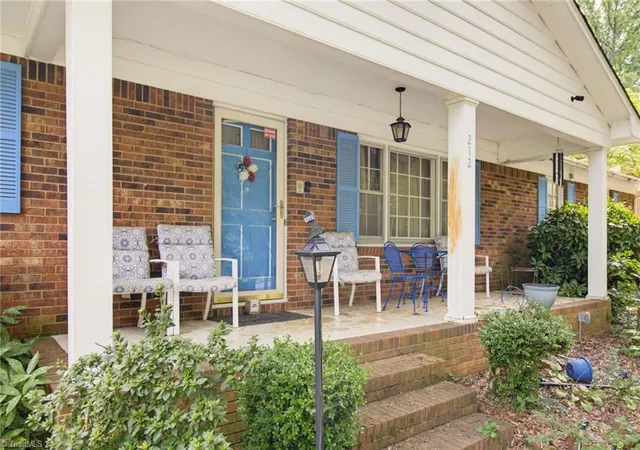 4th image of 212 Westdale Dr, High Point, NC 27265 | MLS# 1233041