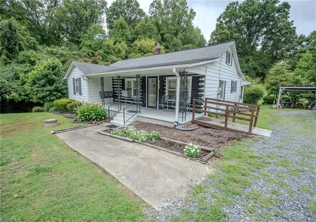 4th image of 1600 & 0 Pine Hall Rd, Pine Hall, NC 27042 | MLS# 1229502