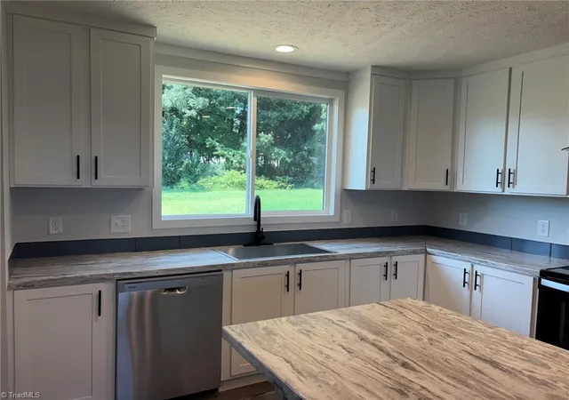 Photo 4 of Manufactured home for sale at 105 Luffman Rd, Ronda, NC 28670 | MLS# 1233095 | Listing updated on 2026-08-21