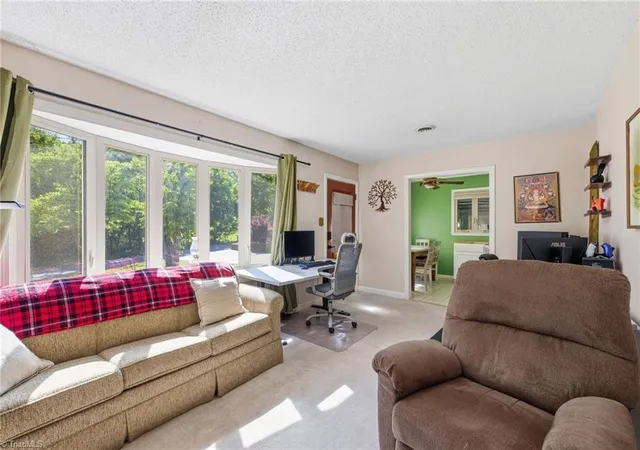 Photo 3 of Single family home for sale at 5265 Sweetwater Ct, Greensboro, NC 27407 | MLS# 1219251 | Listing updated on 2026-09-02