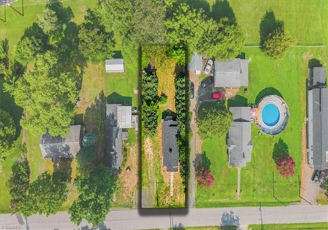 30th image of 414 Lake St, Eden, NC 27288 | MLS# 1227690