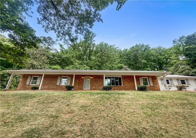 1st image of 1011 Westmont Dr, Asheboro, NC 27205 | MLS# 1219905