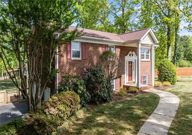 Photo 2 of Sale Pending at 340 Mountainview Rd, King, NC 27021 | MLS# 1217319 | Listing updated on 2026-09-15