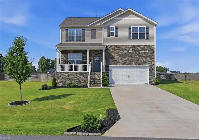 2nd image of 3626 Tyburn Tr, Browns Summit, NC 27214 | MLS# 1228467