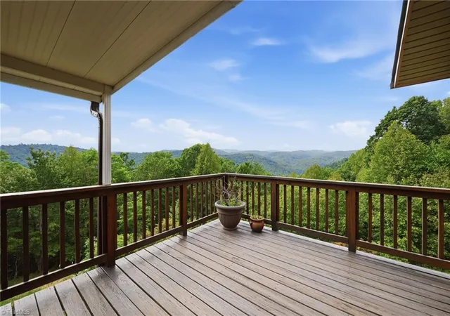 Photo 3 of Single family home for sale at 605 Valley View Dr, Purlear, NC 28665 | MLS# 1224528 | Listing updated on 2026-06-15