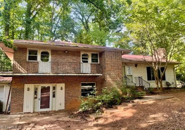 Homes for sale in Lexington, NC | 404 Western Blvd, Lexington, NC 27295 | MLS# 1225274