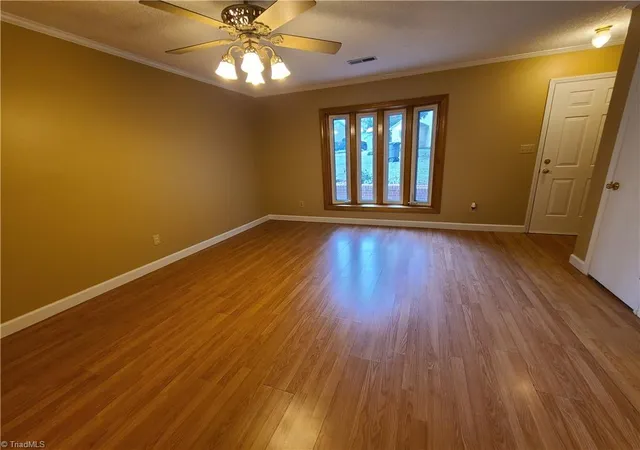 3rd image of 5516 Oak Summit Ct, Winston Salem, NC 27105 | MLS# 1227676
