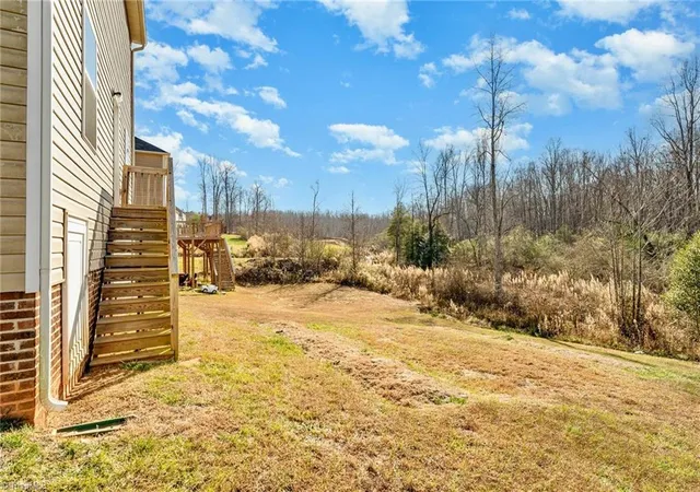 17th image of 1377 Robins Nest Dr, Asheboro, NC 27203 | MLS# 1204199