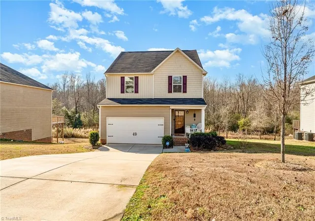 2nd image of 1377 Robins Nest Dr, Asheboro, NC 27203 | MLS# 1204199