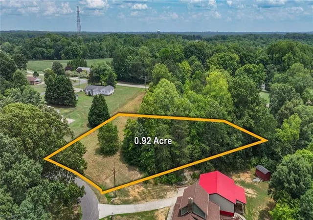 2nd image of 6004 Green Valley Rd, Kernersville, NC 27284 | MLS# 1228036
