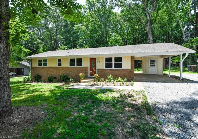Photo 3 of Sale Pending at 3506 Treeview Ln, Browns Summit, NC 27214 | MLS# 1226198 | Listing updated on 2026-10-03