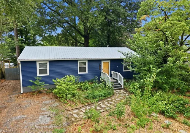 Photo 1 of Single family home for sale at 1807 Haverford St, Durham, NC 27705 | MLS# 1229163 | Listing updated on 2026-09-17
