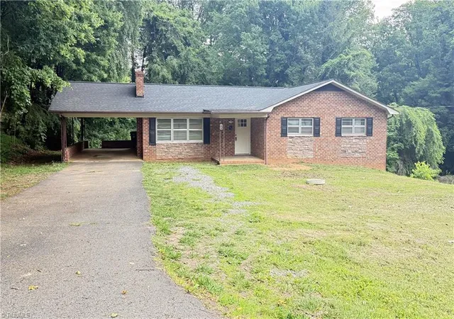 Homes for sale in Mount Airy, NC | 134 Carolina Ave, Mount Airy, NC 27030 | MLS# 1221825
