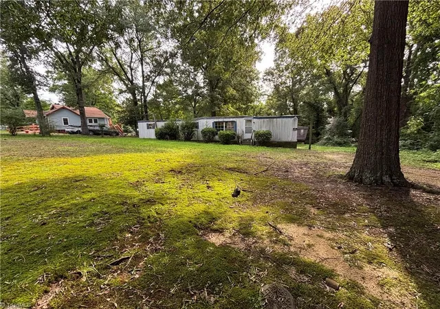 Photo 2 of Sale Pending at 497 Pine St, Burlington, NC 27217 | MLS# 1233285 | Listing updated on 2026-09-02