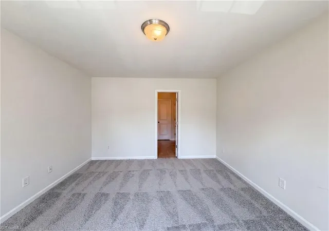 4th image of 4655 Chapel Ridge Dr, Greensboro, NC 27405 | MLS# 1226847
