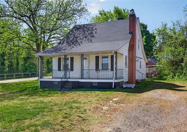 Homes for sale in Yanceyville, NC | 250 Main St E, Yanceyville, NC 27379 | MLS# 1216795