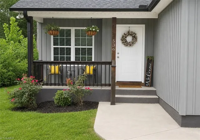 Photo 2 of Single family home for sale at 536 Evergreen Trl, Thomasville, NC 27360 | MLS# 1231064 | Listing updated on 2026-09-16