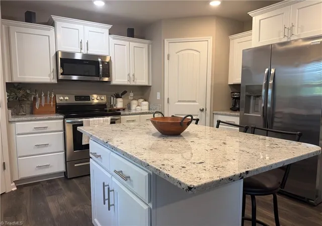 Photo 4 of Single family home for sale at 536 Evergreen Trl, Thomasville, NC 27360 | MLS# 1231064 | Listing updated on 2026-09-16