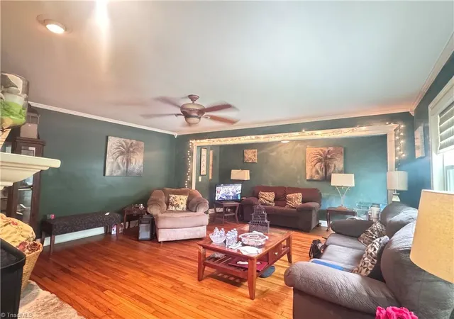 3rd image of 2333 Pinecroft Rd, Greensboro, NC 27407 | MLS# 1230550