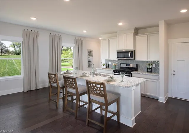 Photo 2 of Single family home for sale at 812 Strm View Ct, Mebane, NC 27302 | MLS# 1225902 | Listing updated on 2026-09-23