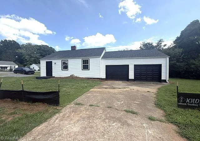 1st image of 1048 E Clemmonsville Rd, Winston Salem, NC 27107 | MLS# 1229991