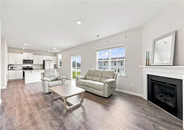 image of 1420 Carisbrooke Dr, Mebane, NC 27302 | MLS# 1228260