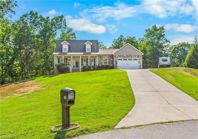 2nd image of 152 Hepler Hylls Ct, Thomasville, NC 27360 | MLS# 1226400