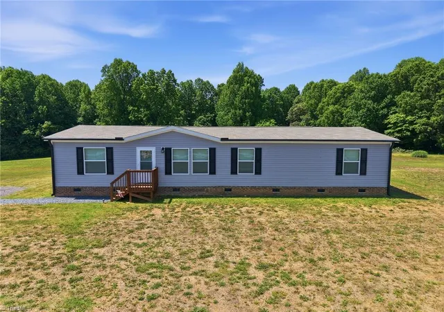 Homes for sale in Staley, NC | 7002 Brooksdale Rd, Staley, NC 27355 | MLS# 1220592