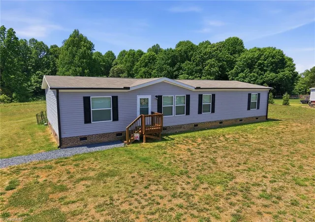 Homes for sale in Staley, NC | 7002 Brooksdale Rd, Staley, NC 27355 | MLS# 1220592