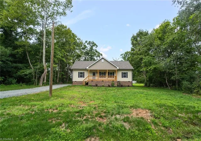 Photo 3 of Sale Pending at 4505 Alamance Baptist Church Loop, Burlington, NC 27215 | MLS# 1231537 | Listing updated on 2026-08-21