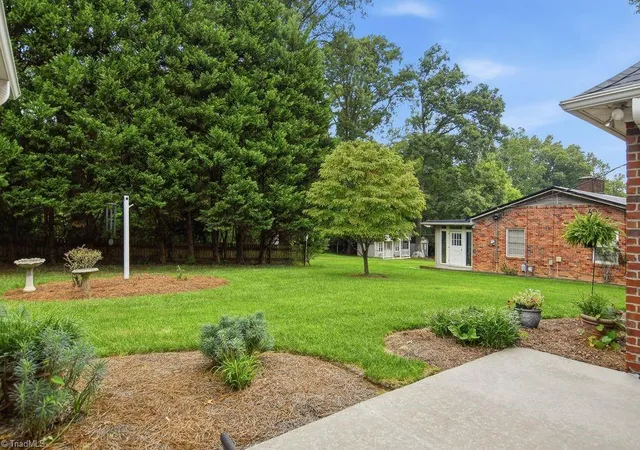30th image of 2608 Belwick Village Dr, Winston Salem, NC 27106 | MLS# 1231633