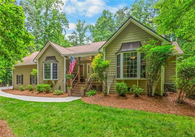 Photo 2 of Single family home for sale at 1239 Blackberry Ridge Rd, High Point, NC 27265 | MLS# 1229071 | Listing updated on 2026-09-17