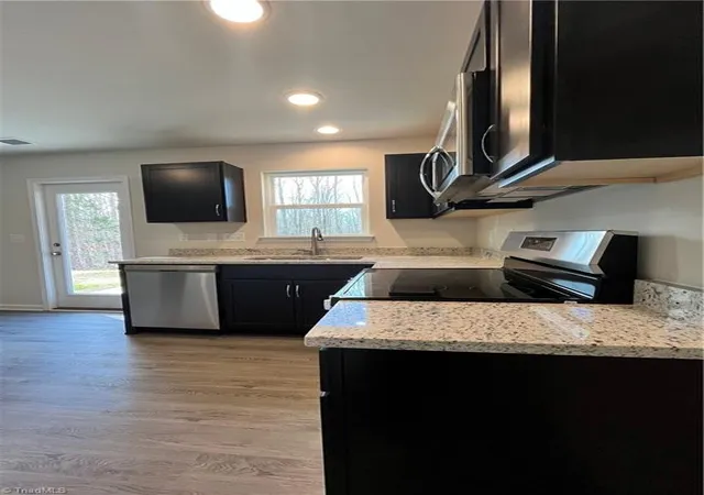 3rd image of 226 E Hemstead St, Lexington, NC 27292 | MLS# 1217835