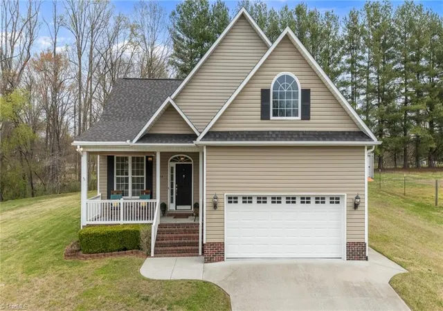 Homes for sale in Mount Airy, NC | 114 Meadow Stone Ln, Mount Airy, NC 27030 | MLS# 1214263