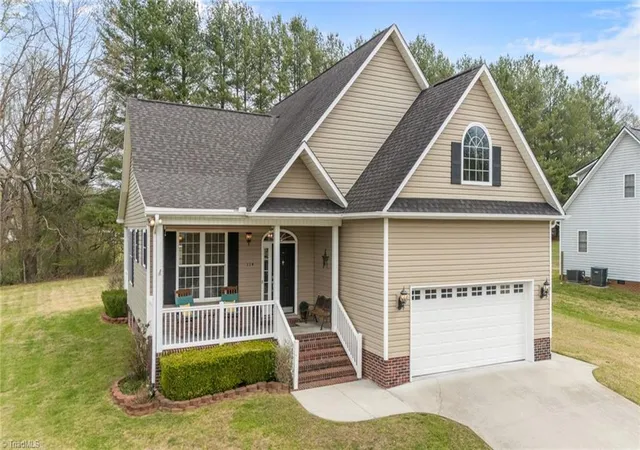 Homes for sale in Mount Airy, NC | 114 Meadow Stone Ln, Mount Airy, NC 27030 | MLS# 1214263