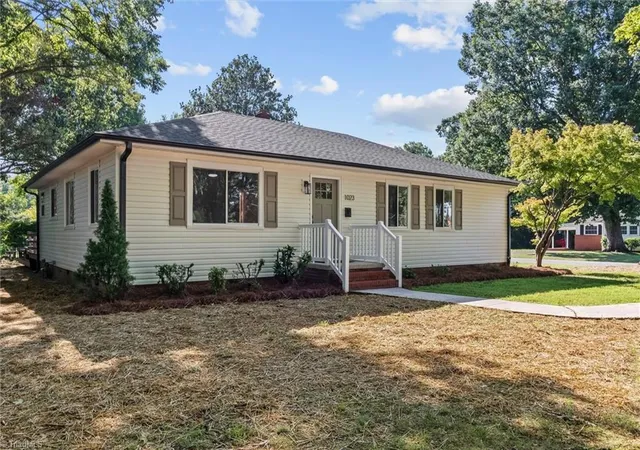 2nd image of 1023 Cliff Rd, Asheboro, NC 27203 | MLS# 1230680