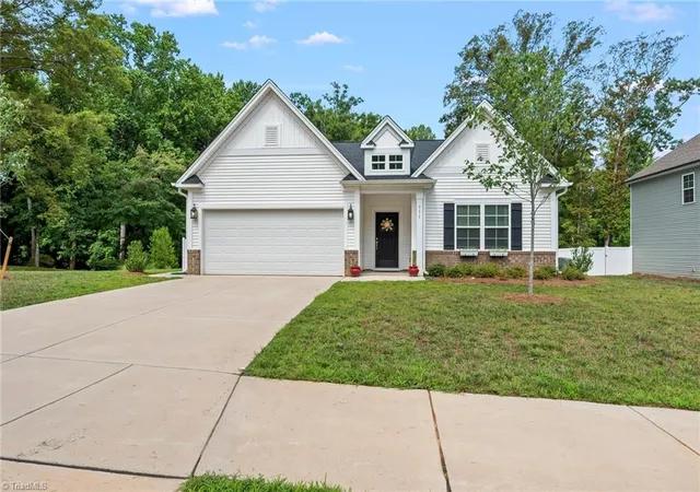 Photo 2 of Single family home for sale at 171 Brayden Dr, Advance, NC 27006 | MLS# 1227912 | Listing updated on 2026-09-03