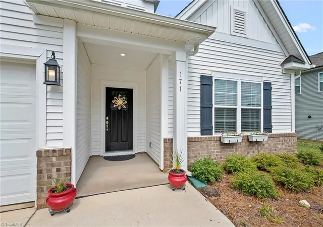 Photo 3 of Single family home for sale at 171 Brayden Dr, Advance, NC 27006 | MLS# 1227912 | Listing updated on 2026-09-03