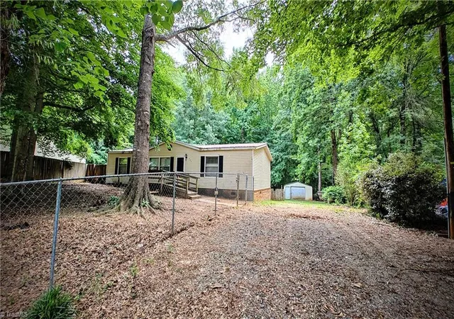 Homes for sale in Lexington, NC | 263 Brushy Dr, Lexington, NC 27295 | MLS# 1222756