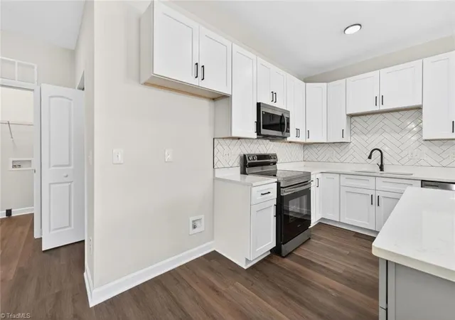 7th image of 2800 Merryweather Rd, Greensboro, NC 27407 | MLS# 1231389
