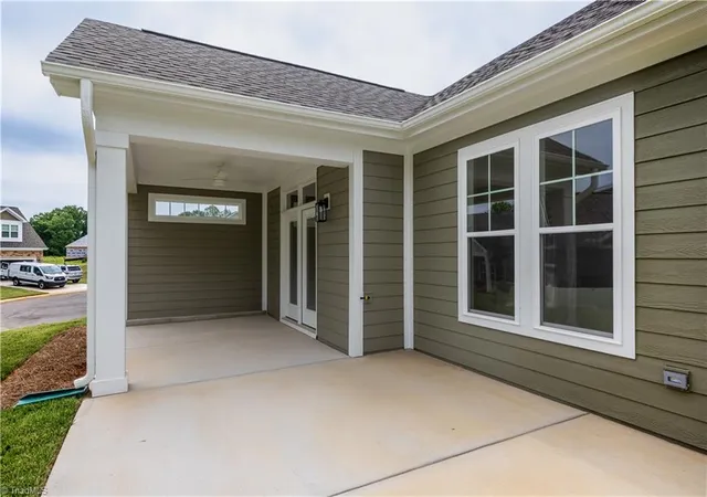Photo 4 of Single family home for sale at 2423 Augusta Dr, Asheboro, NC 27205 | MLS# 1233812 | Listing updated on 2026-09-06