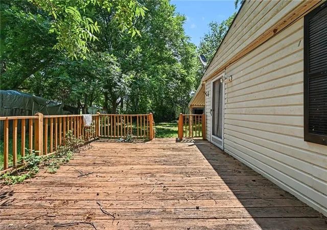 3rd image of 120 1St St, Haw River, NC 27258 | MLS# 1229384