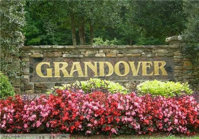 Photo 2 of Sale Pending at 4316 Ravenstone Dr, Greensboro, NC 27407 | MLS# 886145 | Listing updated on 2026-09-11