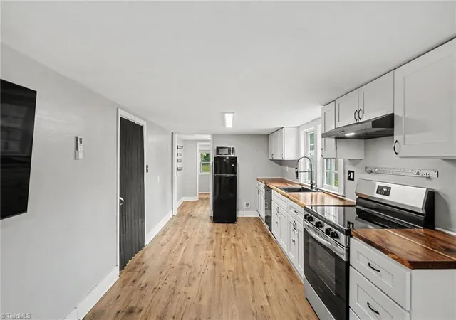 3rd image of 2211 Fairfax Rd, Greensboro, NC 27407 | MLS# 1227191