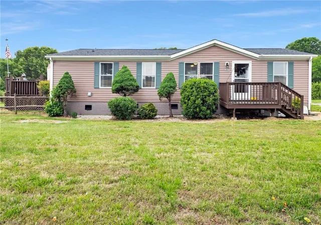 Homes for sale in Olin, NC | 1677 Jennings Rd, Olin, NC 28660 | MLS# 1222528