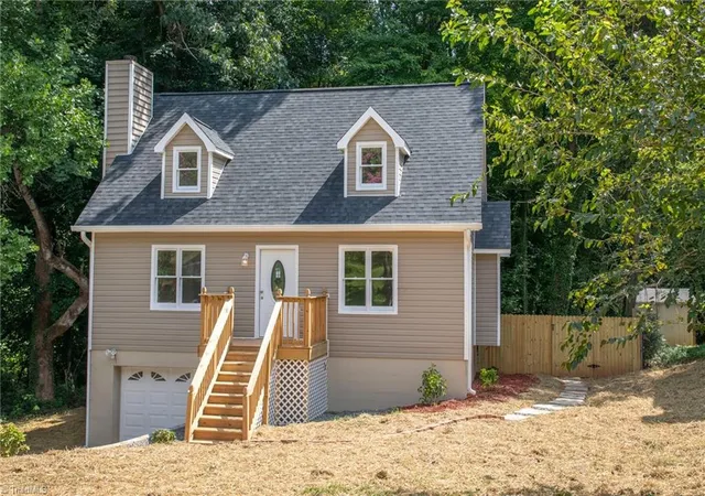 Photo 2 of Sale Pending at 2909 Borg Rd, Winston Salem, NC 27127 | MLS# 1233398 | Listing updated on 2026-10-07