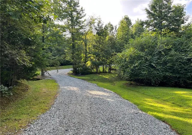 5th image of 3953 Paylor Rd, Mebane, NC 27302 | MLS# 1230173