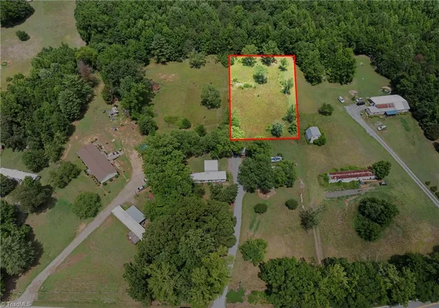 Homes for sale in Lexington, NC | 527 Riverview Rd, Lexington, NC 27292 | MLS# 1224142